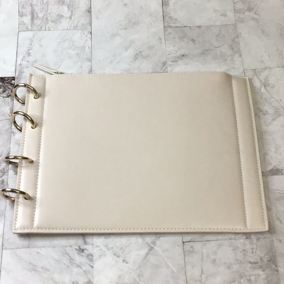 Paco Rabanne Parfums ivory pouch - Picture 2 of 4